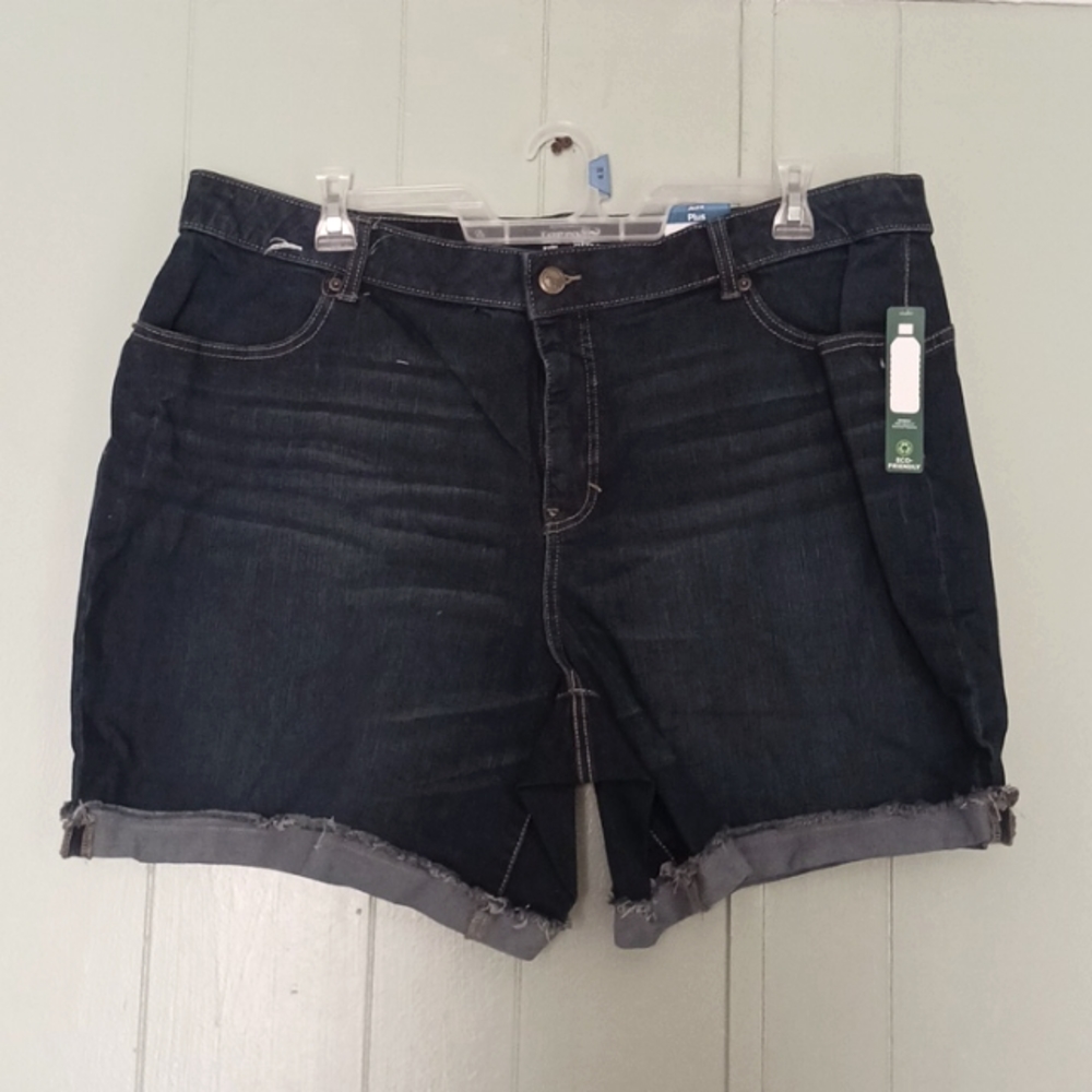 Terra&Sky Bermuda shorts